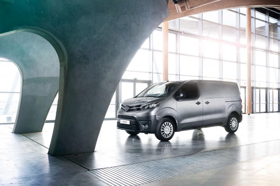  Toyota ProAce Van 2016 года  (фото 42 из 44)